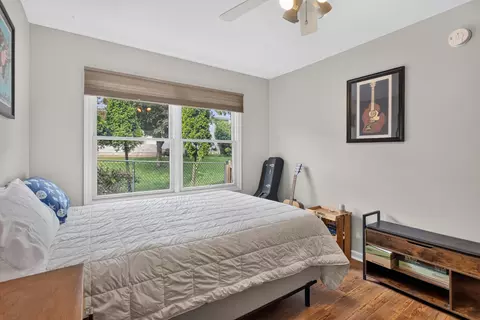 Bedroom - 2339 Vandemere Rd, Jackson, MI 49201 photo 6 of 9
