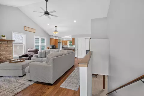 Entry Way - 2339 Vandemere Rd, Jackson, MI 49201 photo 1 of 3