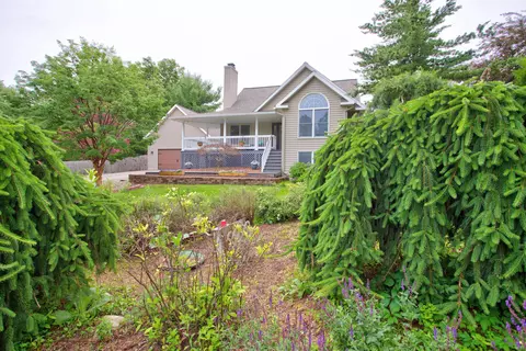 Exterior - 2339 Vandemere Rd, Jackson, MI 49201 photo 8 of 20