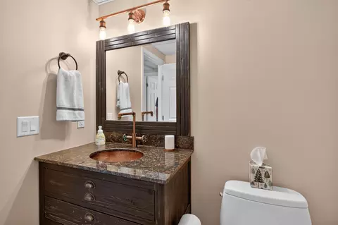 Bath - 2339 Vandemere Rd, Jackson, MI 49201 photo 8 of 8
