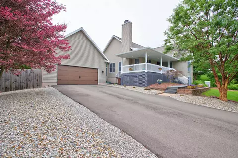 Exterior - 2339 Vandemere Rd, Jackson, MI 49201 photo 6 of 20