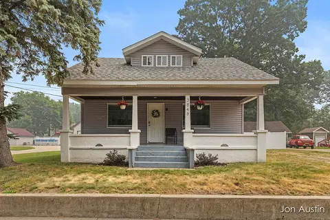 3846 Byron Center Ave SW, Wyoming, MI 49519