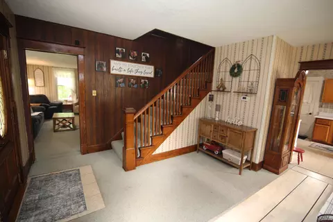 Entry Way - 158 W Read St, Marcellus, MI 49067 photo 1 of 2