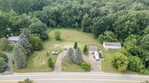 5400 M 106, Stockbridge, MI 49285