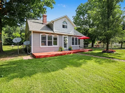 2620 Middle Lake Rd, Twin Lake, MI 49457