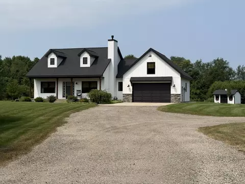 2281 N Green Creek Rd, Muskegon, MI 49445