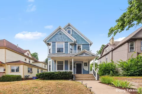 735 Paris Ave SE, Grand Rapids, MI 49503