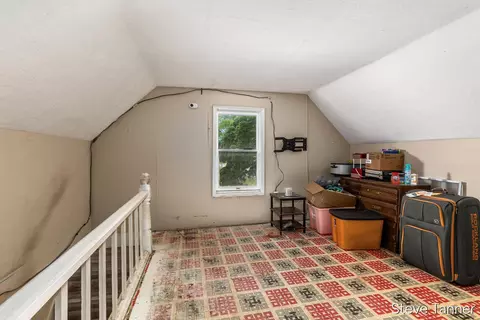 Entry Way - 117 W Pine St, Edmore, MI 48829 photo 1 of 1