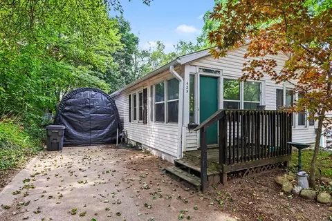 425 Garland St, Kalamazoo, MI 49001