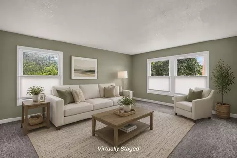 Living - 1617 Duguid Rd, Jackson, MI 49203 photo 2 of 5