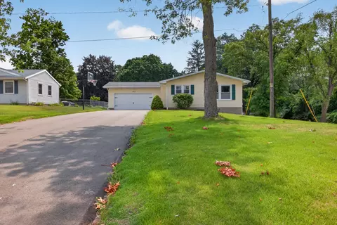 Exterior - 1617 Duguid Rd, Jackson, MI 49203 photo 4 of 8