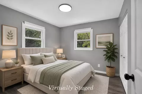 Bedroom - 1617 Duguid Rd, Jackson, MI 49203 photo 2 of 10