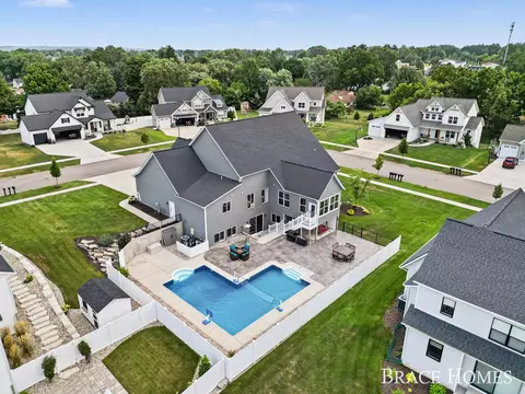 8235 Country Rail Dr SW, Byron Center, MI 49315