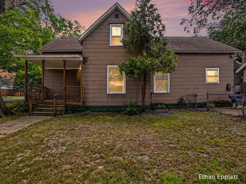 447 W Southern Ave, Muskegon, MI 49441