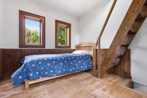 Bedroom - 198 Mill, Blanchard, MI 49310 photo 6 of 6