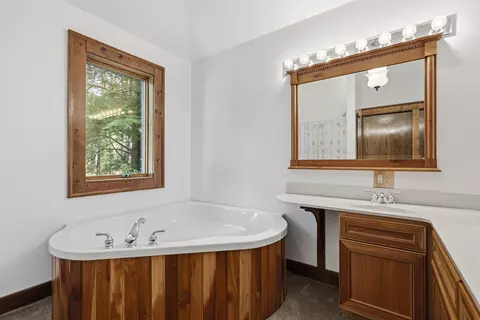 Bath - 198 Mill, Blanchard, MI 49310 photo 2 of 3