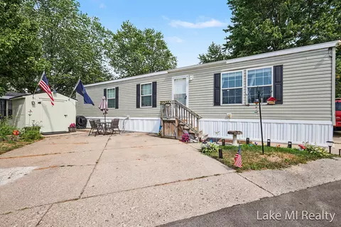 4572 Toronto Ave SW, Wyoming, MI 49519