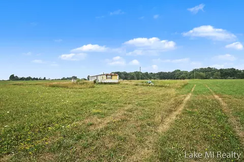 Exterior - 12650 Jefferson Rd, Morley, MI 49336 photo 1 of 1