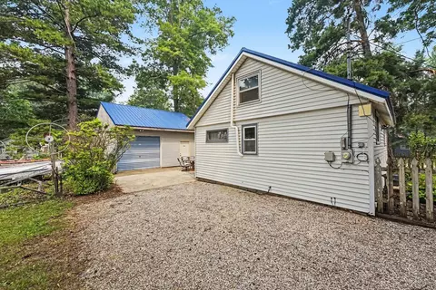 Exterior - 2644 Lansing St, Crystal, MI 48818 photo 3 of 11