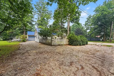 Exterior - 2644 Lansing St, Crystal, MI 48818 photo 6 of 11