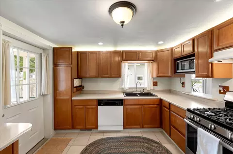 Kitchen - 716 Pleasant St, Belding, MI 48809 photo 3 of 5