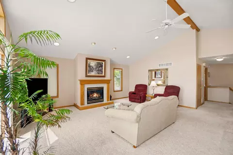 Living - 966 E 88th St, Newaygo, MI 49337 photo 2 of 6