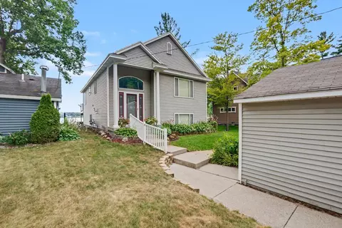 Exterior - 966 E 88th St, Newaygo, MI 49337 photo 5 of 6
