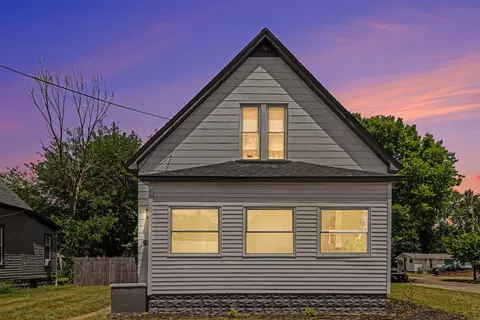 332 E Michigan Ave, Three Rivers, MI 49093 photo 5