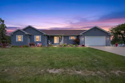 7070 Donegal Dr, Onsted, MI 49265