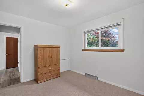Bedroom - 10790 N Waldron Rd, Jerome, MI 49249 photo 5 of 6