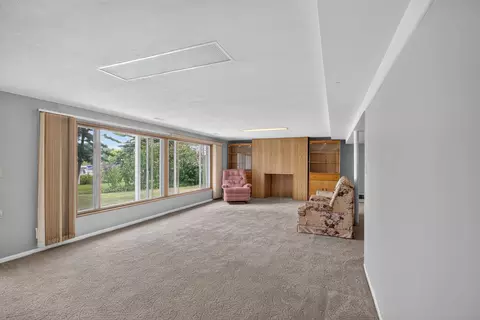 Living - 10790 N Waldron Rd, Jerome, MI 49249 photo 8 of 13
