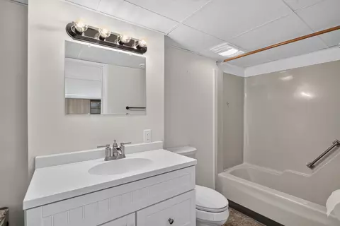 Bath - 10790 N Waldron Rd, Jerome, MI 49249 photo 5 of 5