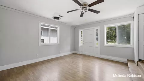Living - 550 Merrick St, Belding, MI 48809 photo 6 of 7