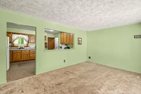 Living - 234 Trinity Cir, Lansing, MI 48911 photo 3 of 3