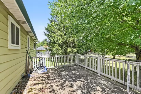 Exterior - 234 Trinity Cir, Lansing, MI 48911 photo 2 of 6