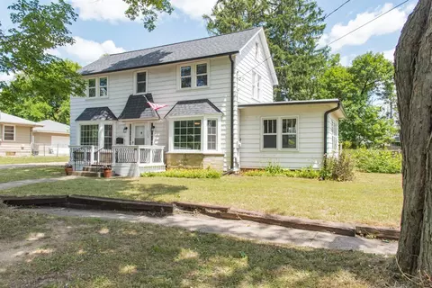 1112 Washburn Ave, Kalamazoo, MI 49048