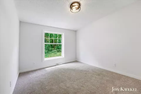 Bedroom - 8636 Maple Rd, Lyons, MI 48851 photo 5 of 7