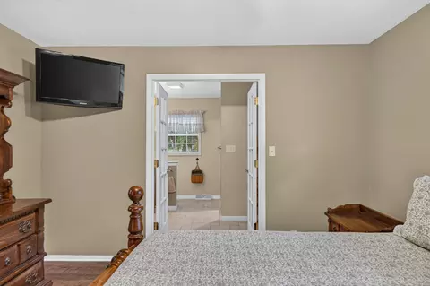 Bedroom - 3129 Happy Valley Rd, Jackson, MI 49203 photo 5 of 8