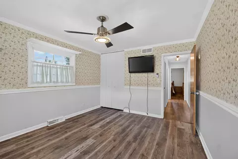 Bedroom - 3129 Happy Valley Rd, Jackson, MI 49203 photo 8 of 8