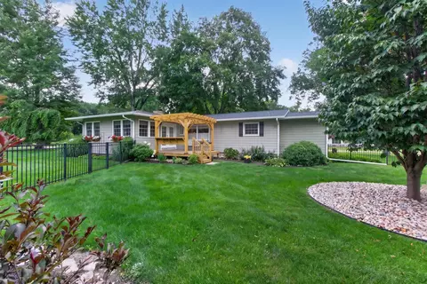 Exterior - 3129 Happy Valley Rd, Jackson, MI 49203 photo 12 of 21