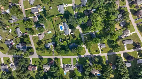 View/Area - 3129 Happy Valley Rd, Jackson, MI 49203 photo 6 of 10