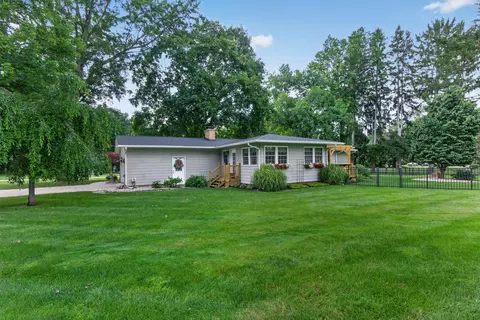 Exterior - 3129 Happy Valley Rd, Jackson, MI 49203 photo 7 of 21