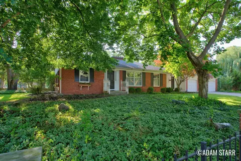 2430 Annchester Dr SE, Grand Rapids, MI 49506