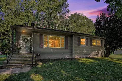 601 Marcelletti Ave, Paw Paw, MI 49079