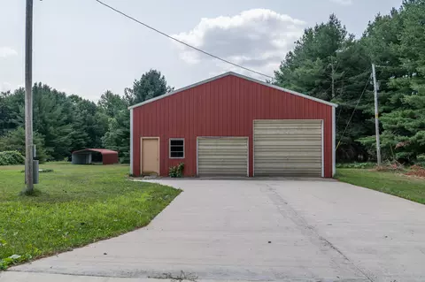 Exterior - 3820 N Beech Ave, White Cloud, MI 49349 photo 5 of 8