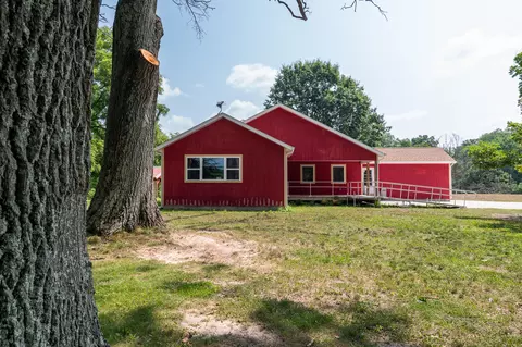 Exterior - 3820 N Beech Ave, White Cloud, MI 49349 photo 2 of 8
