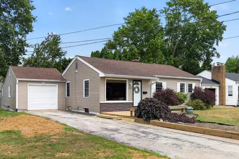 2117 Dorchester Ave, Kalamazoo, MI 49001