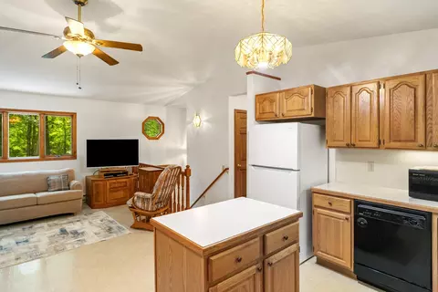 Kitchen - 3283 S Spruce Ave, White Cloud, MI 49349 photo 2 of 2