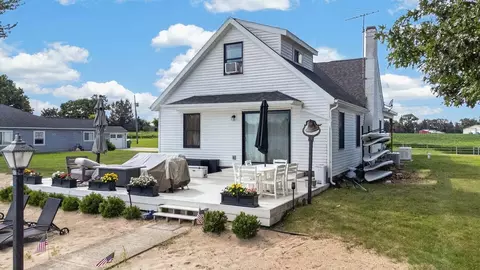 71259 Mathers Rd, White Pigeon, MI 49099