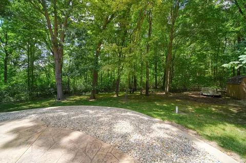 Exterior - 2500 Reynolds Rd, Jackson, MI 49201 photo 11 of 18